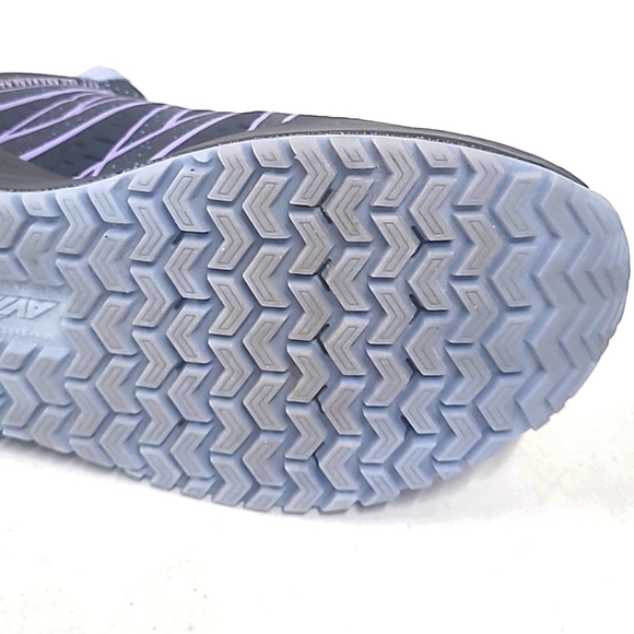 Avia Trail sneakers in excellent condition size 7. - Picture 5 of 10